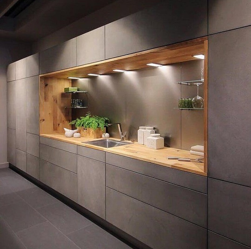 Стильная прямая кухня под бетон в стиле минимализм со встроенной бытовой техникой