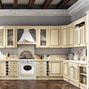 Классическая кухня Позитано с итальянскими фасадами